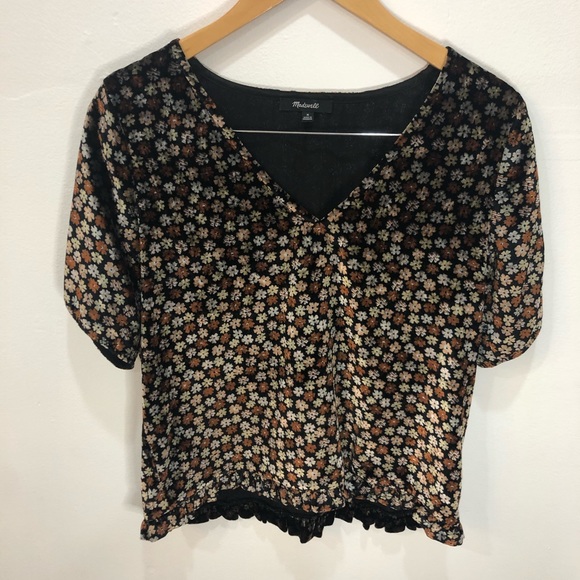 Madewell Tops - Madewell velvety floral ruffle top
